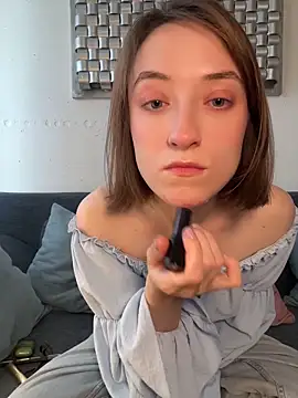 Persephone Kore online show from April 27, 2026, 4:38 pm