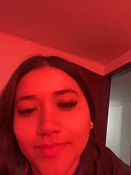 Snapshot of Veronica_Wins_ chatting on April 3, 2026, 2:04 pm Veronica Wins online show from April 3, 2026, 2:04 pm