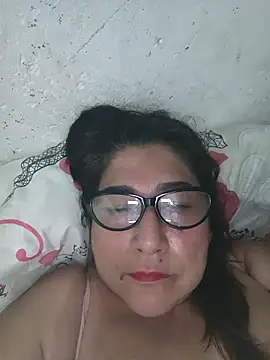 PatriciaGrajales online show from April 26, 2026, 2:42 am