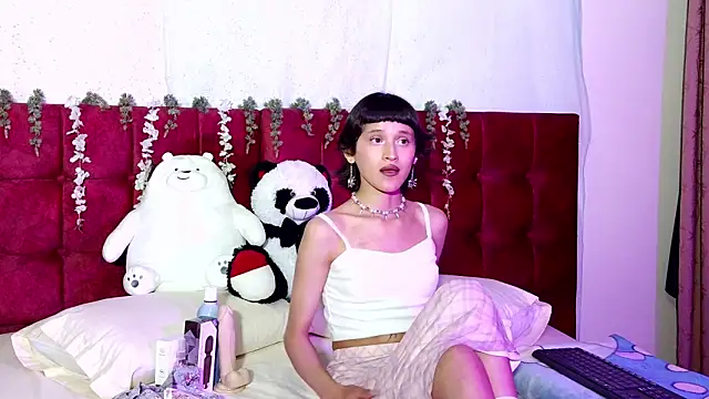 Veronica Lamberth online show from February 15, 2026, 4:53 am