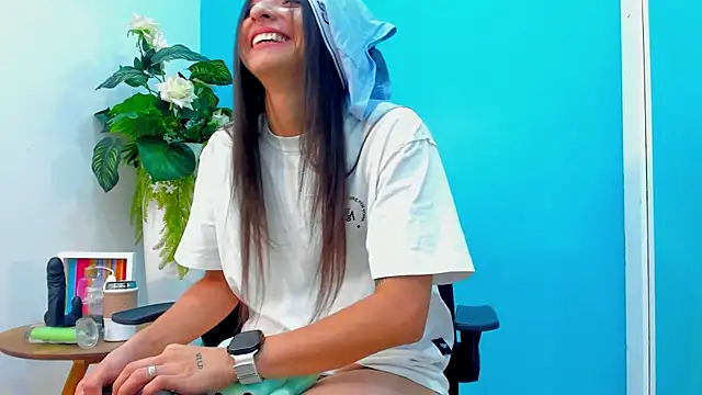 ViictoriiaSaenz online show from March 2, 2026, 7:26 am