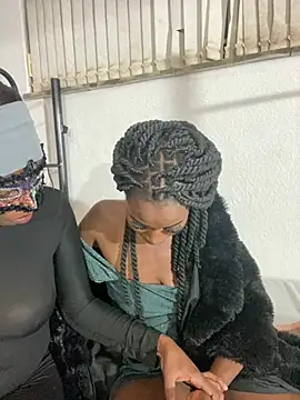 CreamyCupCake 96 online show from April 5, 2026, 8:39 pm