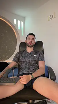 Apolo lux1 online show from March 26, 2026, 8:25 pm