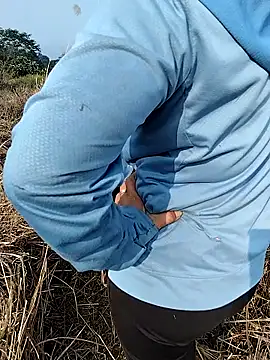 waaini99 online show from January 12, 2026, 2:06 am