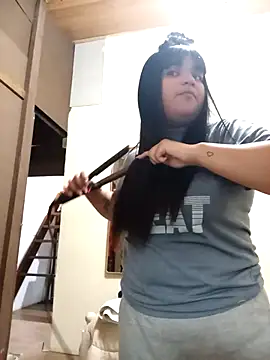 mimita4 online show from April 27, 2026, 4:10 am