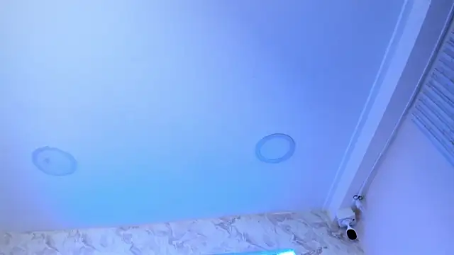 KimiNaru online show from April 11, 2026, 4:17 am