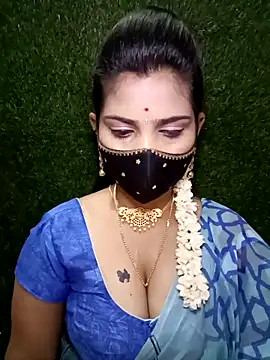 Snapshot of Nithyatamil chatting on April 4, 2026, 4:15 pm Nithyatamil online show from April 4, 2026, 4:15 pm