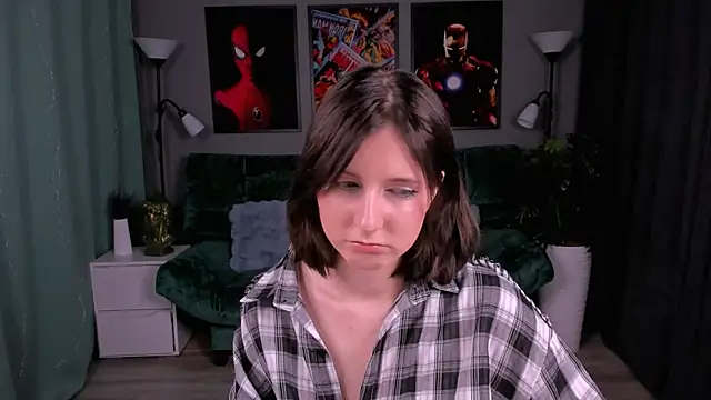 Snapshot of KikaOsterman chatting on February 10, 2026, 6:45 pm KikaOsterman online show from February 10, 2026, 6:45 pm