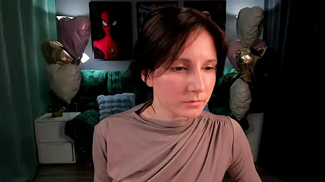 KikaOsterman online show from March 4, 2026, 12:11 pm