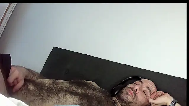 Mrskymask online show from March 8, 2025, 12:41 pm