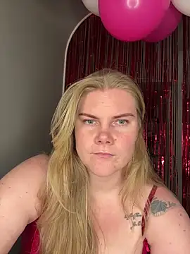 SexyBlondJoanna online show from February 14, 2026, 7:54 pm