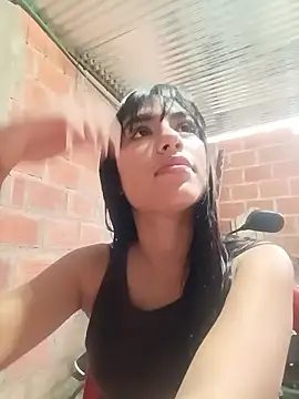 triana-hot18 online show from January 10, 2026, 12:18 pm