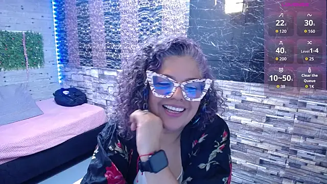 Snapshot of mia_pazzi chatting on January 11, 2026, 9:25 am mia pazzi online show from January 11, 2026, 9:25 am