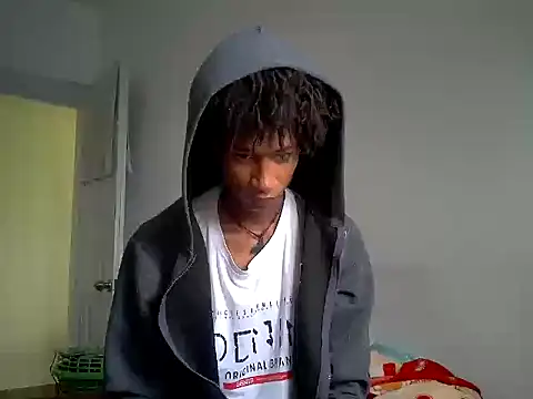 Snapshot of twink_gabrielll chatting on February 4, 2026, 12:33 pm twink gabrielll online show from February 4, 2026, 12:33 pm