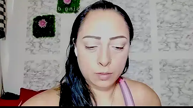 Snapshot of XXXStephanie_XXX chatting on July 4, 2026, 10:27 pm XXXStephanie XXX online show from July 4, 2026, 10:27 pm