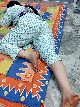 SofiaMam online show from April 12, 2026, 7:46 am