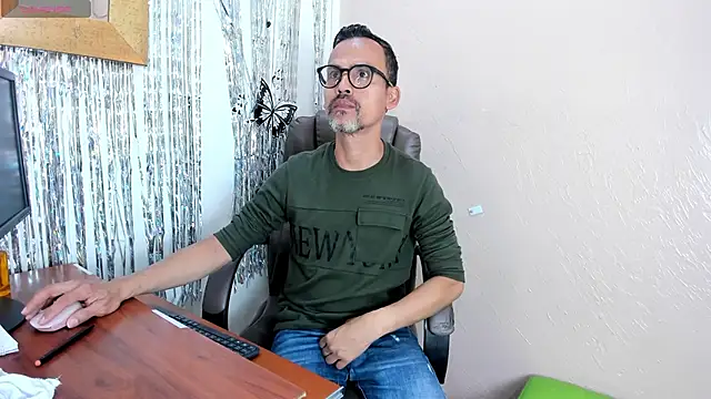 Oswalldo   online show from March 20, 2026, 11:26 am