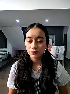 l0lita emi online show from February 23, 2026, 3:09 pm