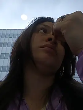 yessica gomez01 online show from May 13, 2026, 12:46 pm