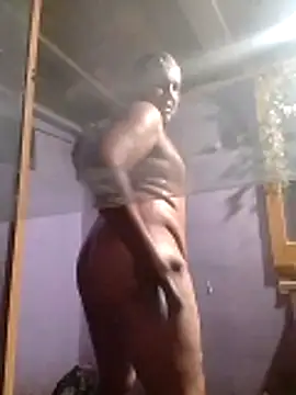 Guanatos13 online show from February 23, 2026, 4:21 am