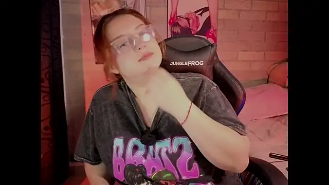 Snapshot of Mia_Franklyn chatting on February 19, 2026, 1:23 am Mia Franklyn online show from February 19, 2026, 1:23 am