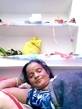 kiiuu sexe online show from February 20, 2026, 6:41 pm