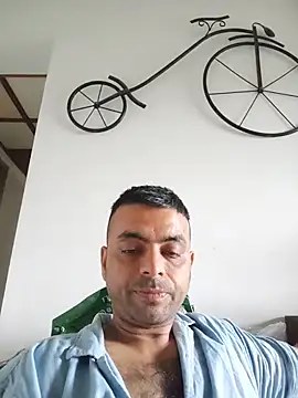Snapshot of ashleellaunda7582 chatting on July 20, 2026, 12:29 pm ashleellaunda7582 online show from July 20, 2026, 12:29 pm