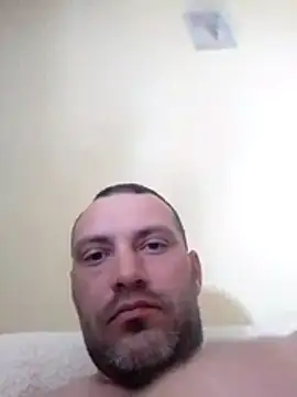 pacakiraly21 online show from May 28, 2026, 7:27 am