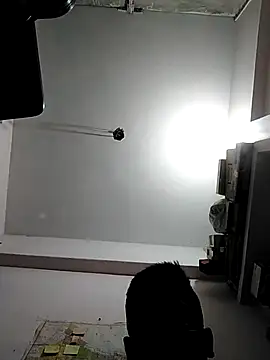 Snapshot of Mafiya0102 chatting on February 5, 2026, 3:27 pm Mafiya0102 online show from February 5, 2026, 3:27 pm