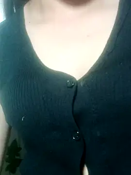 jjennyyy online show from June 15, 2026, 12:18 pm