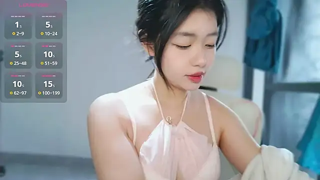 -XiaoYu-777 online show from February 1, 2026, 8:24 am