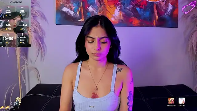 Snapshot of lilith_petit_ chatting on February 26, 2026, 1:32 pm lilith petit online show from February 26, 2026, 1:32 pm