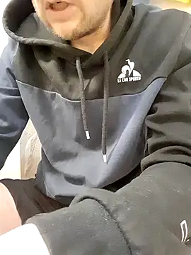 80julien online show from February 22, 2026, 12:26 pm