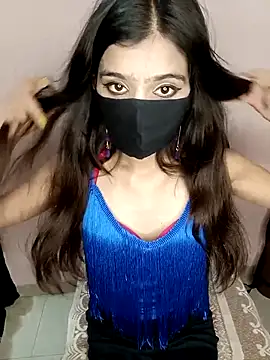 hotyjiyaaaa online show from January 14, 2026, 1:50 pm