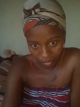 Snapshot of Princess2002Electron chatting on February 5, 2026, 4:39 am Princess2002Electron online show from February 5, 2026, 4:39 am