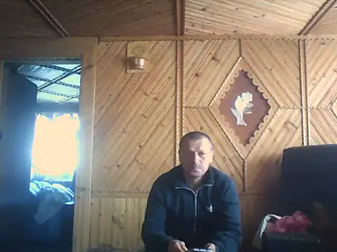 Ivan9iutt online show from April 30, 2026, 1:06 pm