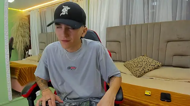 Snapshot of irvin_keyes chatting on February 23, 2026, 11:29 am irvin keyes online show from February 23, 2026, 11:29 am