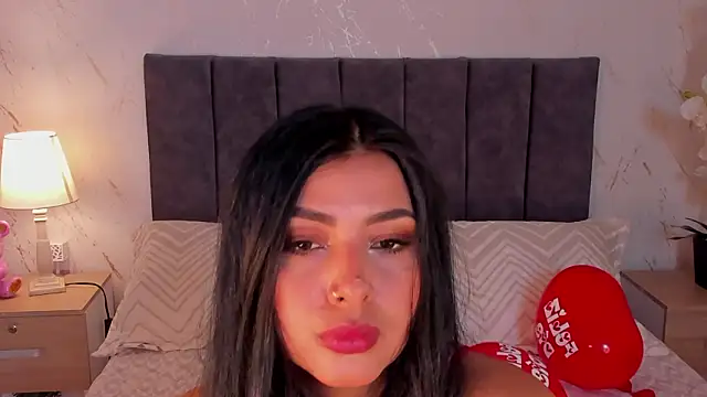 Antonella Coruso online show from February 14, 2026, 10:06 pm