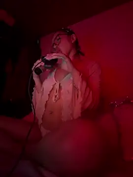 OriannaWolf online show from February 18, 2026, 1:34 am