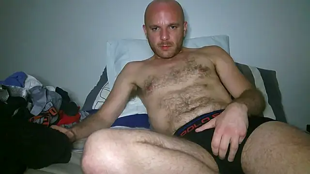 Snapshot of FrankieFuckMe chatting on March 21, 2026, 3:11 am FrankieFuckMe online show from March 21, 2026, 3:11 am