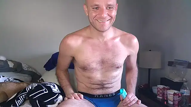 Snapshot of FrankieFuckMe chatting on March 25, 2026, 10:05 pm FrankieFuckMe online show from March 25, 2026, 10:05 pm