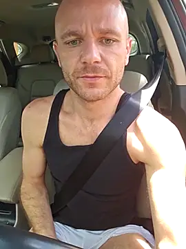 Snapshot of FrankieFuckMe chatting on April 10, 2026, 3:50 pm FrankieFuckMe online show from April 10, 2026, 3:50 pm