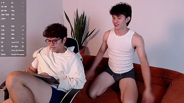 DarrenColleen online show from February 8, 2026, 3:10 am