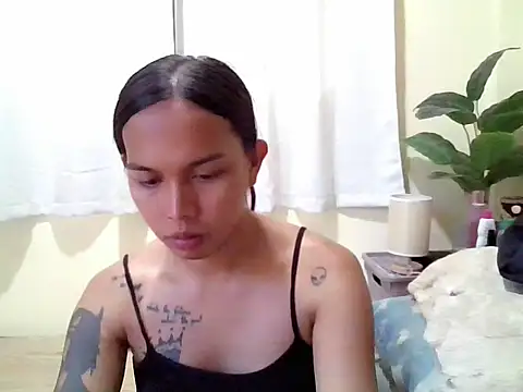 LOVELYMAYUMIE online show from April 8, 2026, 8:03 am