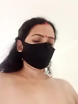 sexyqueen558 online show from May 25, 2026, 3:34 am