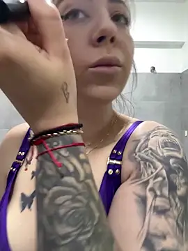 dalia0710 online show from March 17, 2026, 1:58 pm