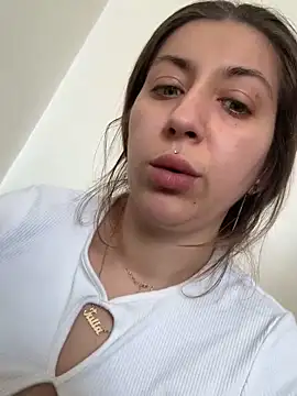 dalia0710 online show from March 26, 2026, 1:17 pm