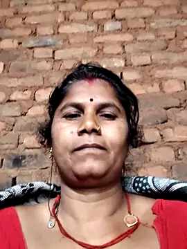 Hot di97 online show from March 5, 2026, 12:39 am