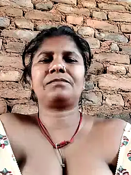 Hot di97 online show from March 7, 2026, 11:51 am