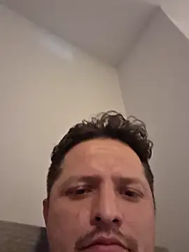 Alopez972 online show from April 10, 2026, 5:34 am